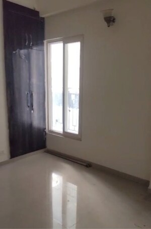 Room in 3 BHK Apartment at Value Meadows Vista, Raj Nagar Extension – for Sale