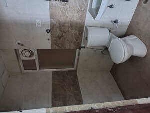 Bathroom in 2.5 BHK Apartment at Amrapali Riverview, Amrapali Leisure Valley – for Rent