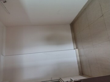 Furnished Amenities in 2.5 BHK Apartment at Amrapali Riverview, Amrapali Leisure Valley – for Rent