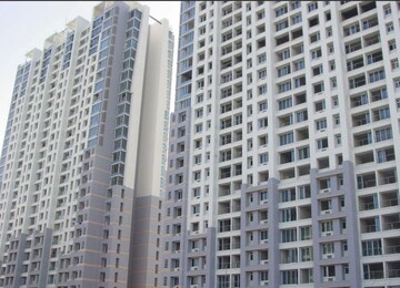 5 BHK Apartment For Rent in Dosti Flamingos, Parel