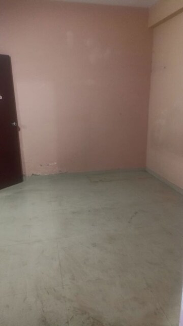 Room in 2 BHK Apartment at Jivraj Park – for Rent