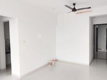 Furnished Amenities in 2 BHK Apartment at UK Iridium, Kandivali East – for Rent