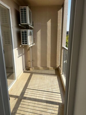 Building Lobby in 3.5 BHK Builder Floor at DLF Gardencity Enclave, Sector 93 – for Rent