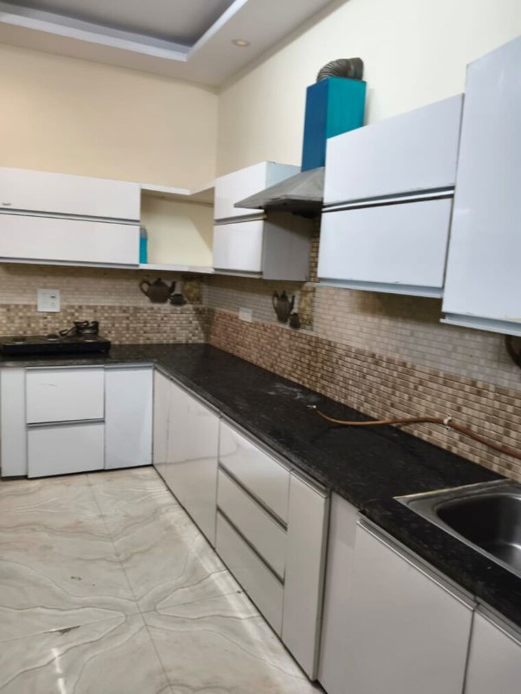 Kitchen, vip-ashiana-homes 2 Bedroom 1200 Sq.Ft. Apartment In Vip Road Zirakpur 10029603