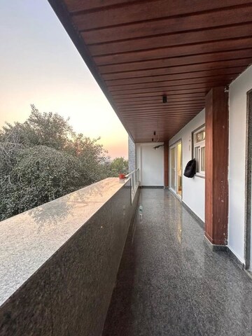 Building Lobby in 4 BHK Builder Floor at Rajinder Nagar – for Sale