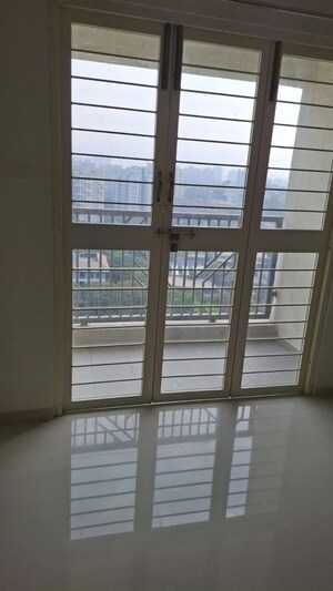 Room in 1 BHK Apartment at Goel Ganga Millennia, Undri – for Rent