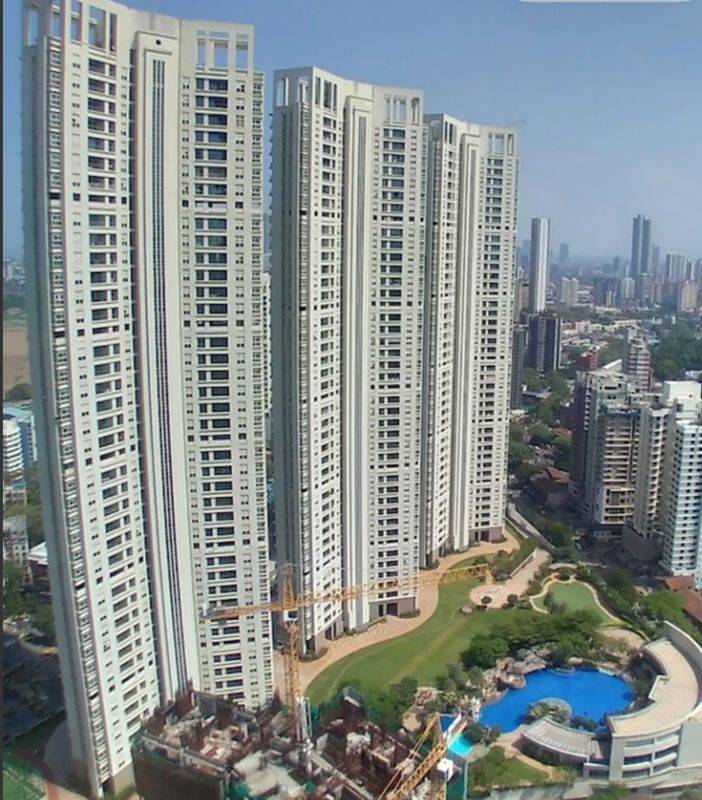 5 BHK Apartment For Rent in K Raheja Vivarea