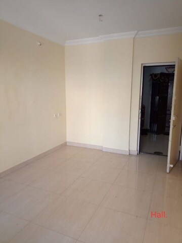 Room in 1 BHK Apartment at Everest Country Side, Kasarvadavali – for Rent