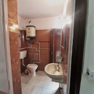 Bathroom in 2 BHK Builder Floor at Green Park – for Rent
