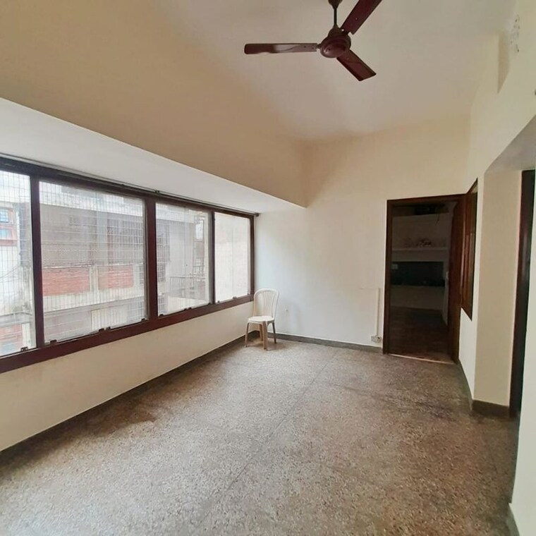 Room, green park 2 Bedroom 300 Sq.Yd. Builder Floor In Green Park Delhi 10029842