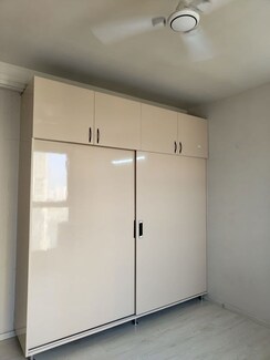 3 BHK + Servant Room Apartment For Rent in M3M Sky City