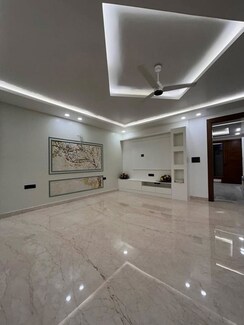 4 BHK + Pooja Room,Study Room,Extra Room Builder Floor For Sale in Rajinder Nagar