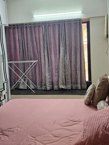 Bedroom in 2 BHK Apartment at Atlantic Apartment, Andheri West – for Rent