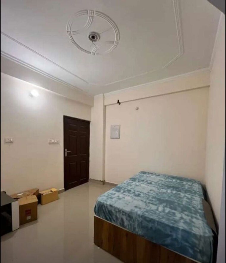 Bedroom, butler colony 3 Bedroom 1700 Sq.Ft. Apartment In Butler Colony Lucknow 10030058