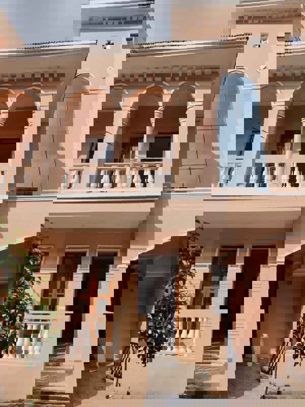 3.5 BHK + Pooja Room,Servant Room 1825 Sq.Ft. Villa in Amrapali Leisure Valley