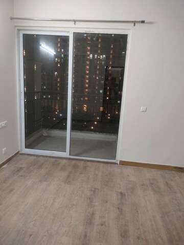 Room in 2 BHK Apartment at Prateek Grand City, Siddharth Vihar – for Sale