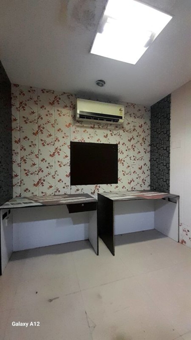 Team Area, pandri Commercial Office Space 1100 Sq.Ft. In Pandri Raipur 10029992