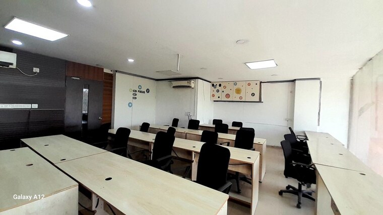 Team Area, pandri Commercial Office Space 1100 Sq.Ft. In Pandri Raipur 10029992