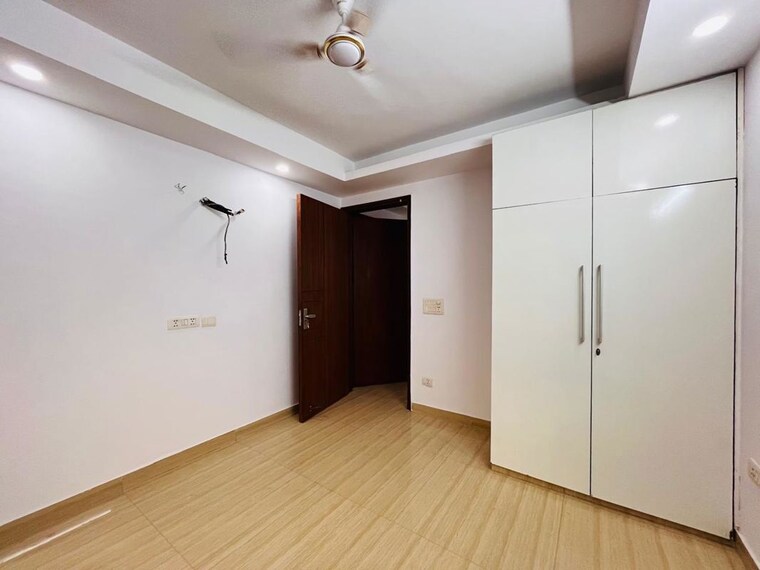 Room, sector 57 3 Bedroom 1845 Sq.Ft. Builder Floor In Sector 57 Gurgaon 10030018