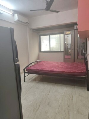 Room in 2 BHK Apartment at Sher E Punjab, Andheri East – for Rent