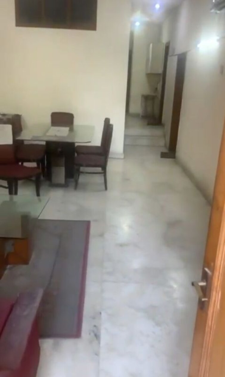 Kitchen, greater kailash i 3 Bedroom 208 Sq.Yd. Builder Floor In Greater Kailash I Delhi 10030260