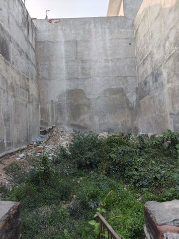  Plot For Sale in Gomti Nagar