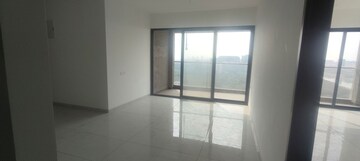 Room in 3 BHK Apartment at Mantra Mirari, Koregaon Park – for Sale