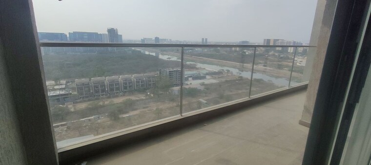 Swimming Pool, mantra-mirari 3 Bedroom 1103 Sq.Ft. Apartment In Koregaon Park Pune 10030322