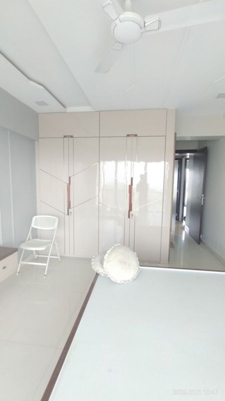 Bathroom, airoli sector 14 3 Bedroom 1945 Sq.Ft. Apartment In Airoli Sector 14 Navi Mumbai 10030460