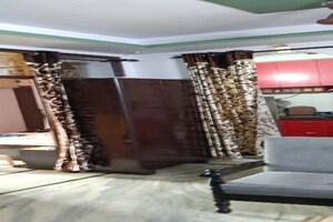 Living Room in 3 BHK Builder Floor at Swami Vivekanand Enclave, Shalimar Garden – for Sale