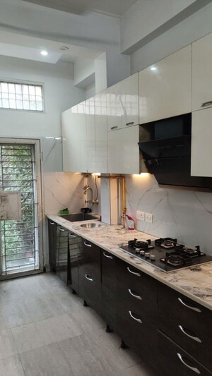 Kitchen in 3.5 BHK Apartment at Unitech Cascades, Pi Greater Noida – for Rent