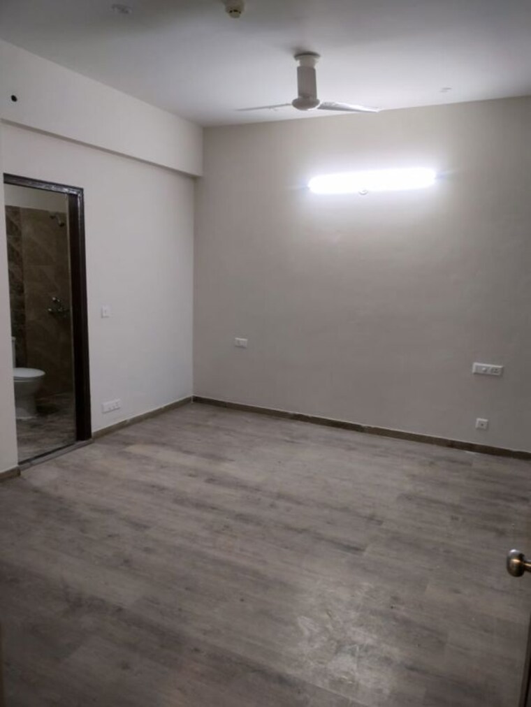 Room, prateek-grand-city 3 Bedroom 983 Sq.Ft. Apartment In Siddharth Vihar Ghaziabad 10030526