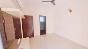 Room in 3 BHK Apartment at Nagla Road – for Rent