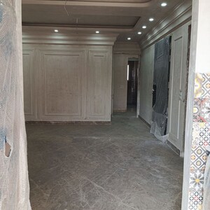 Building Lobby in 3.5 BHK Apartment at Emaar Palm Gardens, Sector 83 – for Rent