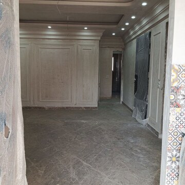 Building Lobby in 3.5 BHK Apartment at Emaar Palm Gardens, Sector 83 – for Rent