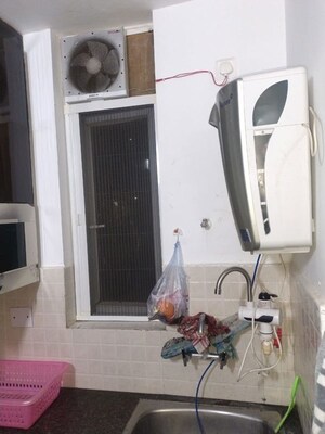 Bathroom in 2 BHK Apartment at Nimbus Express Park View, Chi V Greater Noida – for Rent