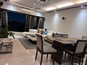 3 BHK Apartment For Rent in Bandra West
