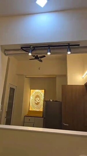 Furnished Amenities in 2 BHK Apartment at Lodha Amara, Kolshet Road – for Rent