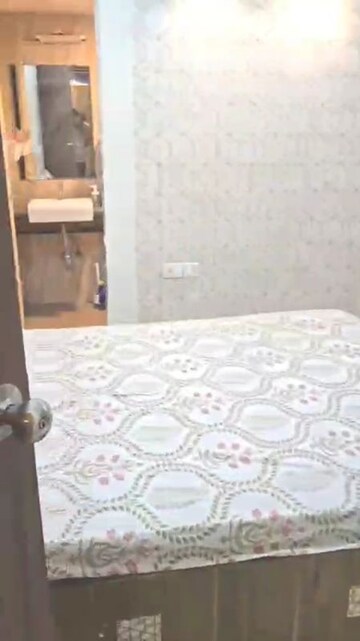 Furnished Amenities in 2 BHK Apartment at Lodha Amara, Kolshet Road – for Rent