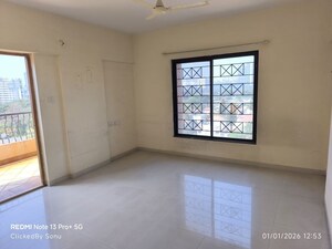 Room in 3 BHK Apartment at Kapil Malhar Apartment, Baner – for Rent