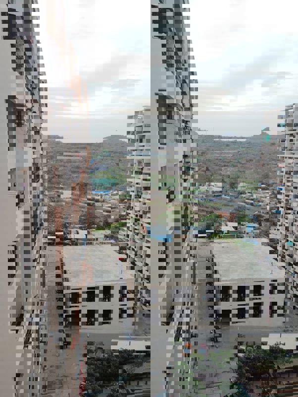 1 BHK + Servant Room 560 Sq.Ft. Apartment in Puranik Abitante