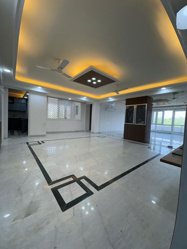 3.5 BHK + Pooja Room Apartment For Rent in Smart World Gems