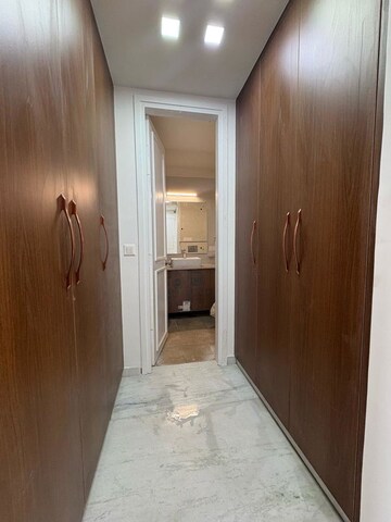 Room in 3.5 BHK Apartment at Smart World Gems, Sector 89 – for Rent