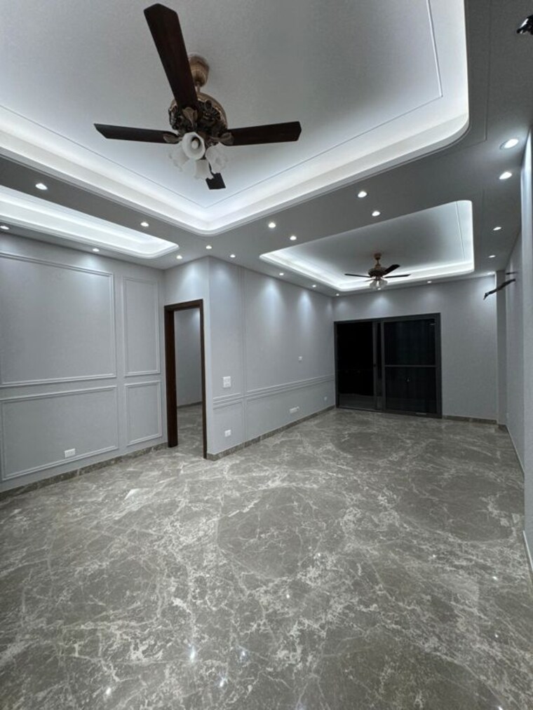 Room, shivalik colony 3 Bedroom 1800 Sq.Ft. Builder Floor In Shivalik Colony Delhi 10030688