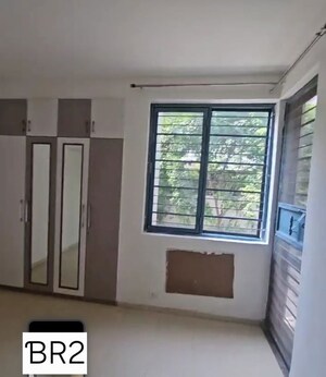 Room in 3 BHK Builder Floor at Vatika Primrose Floors, Sector 82 – for Rent