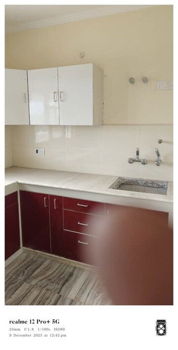 Kitchen in 3 BHK Apartment at Malhar Apartments Mahanagar, Mahanagar – for Rent