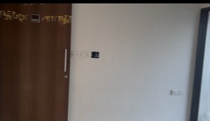 Room in 2 BHK Apartment at Runwal Eirene Part 1, Balkum Pada – for Rent