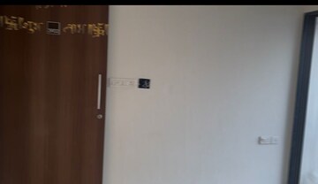 Room in 2 BHK Apartment at Runwal Eirene Part 1, Balkum Pada – for Rent