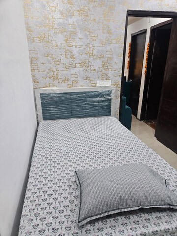 2 BHK Apartment For Rent in Prateek Grand City, Siddharth Vihar