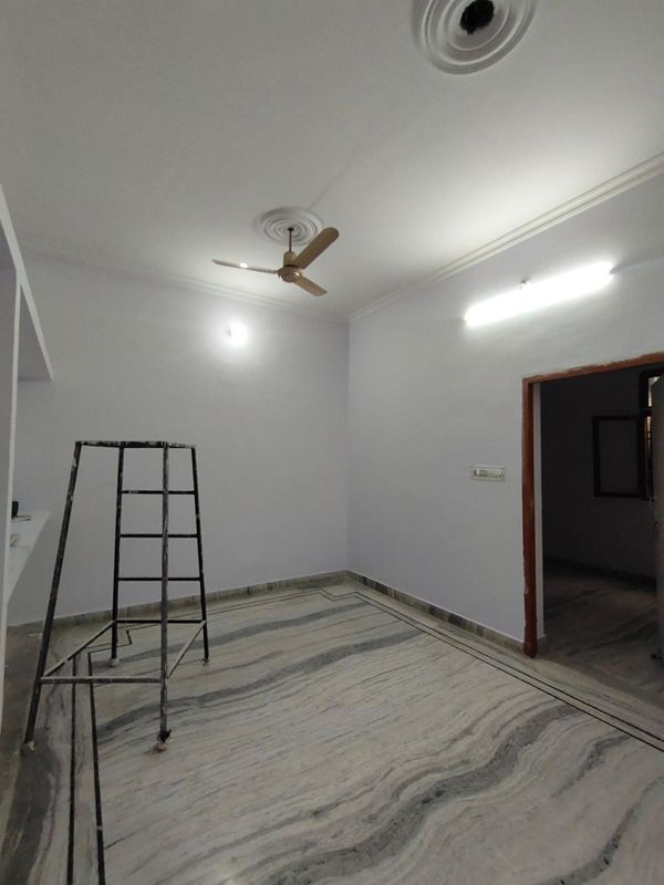 2 BHK + Extra Room Independent House For Rent in Gomti Nagar